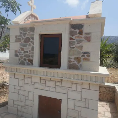 Papadiokampos Maissonete Ρούσσα Λίμνη